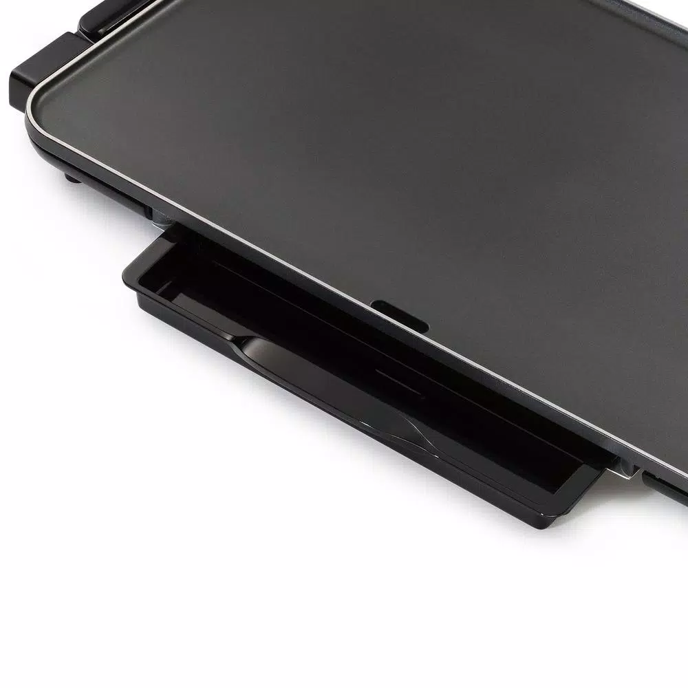 Electric Skillets & Indoor Grills Presto SlimLine 286 Sq. In. Black Electric Griddle With Temperature Sensor 8 Electric Skillets & Indoor Grills Presto SlimLine 286 Sq. In. Black Electric Griddle With Temperature Sensor - Image 6