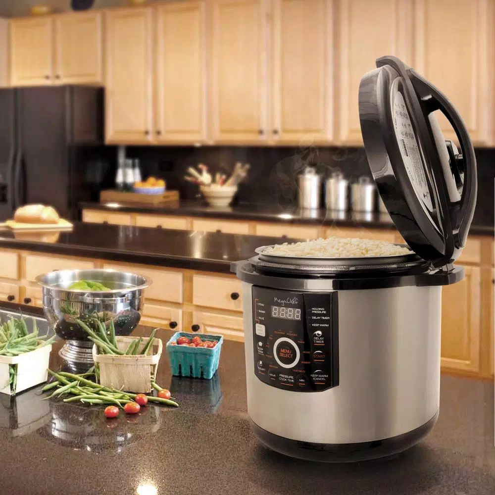 Cookers MegaChef 12 Qt. Black And Silver Electric Pressure Cooker With Automatic Shut-Off And Keep Warm Setting 9 Cookers MegaChef 12 Qt. Black And Silver Electric Pressure Cooker With Automatic Shut-Off And Keep Warm Setting - Image 7