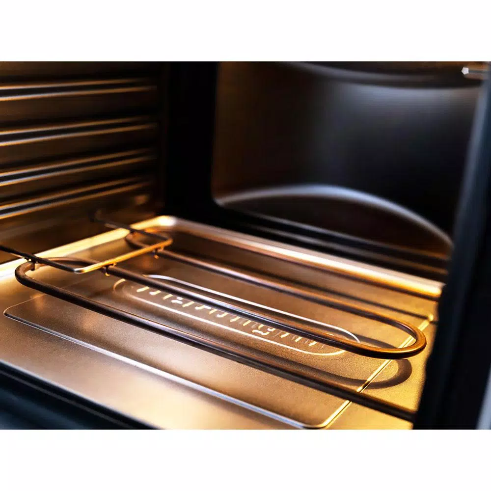 DeLonghi Livenza 2000 W 2-Slice Stainless Steel Convection Toaster Oven with Broiler Toasters DeLonghi Livenza 2000 W 2-Slice Stainless Steel Convection Toaster Oven With Broiler -Costway Shop silver delonghi toaster ovens eo241250m 1f 1000